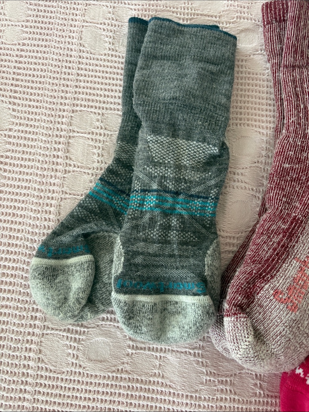 Women’s size medium three pairs, smart wool ski hiking socks - Picture 2 of 7